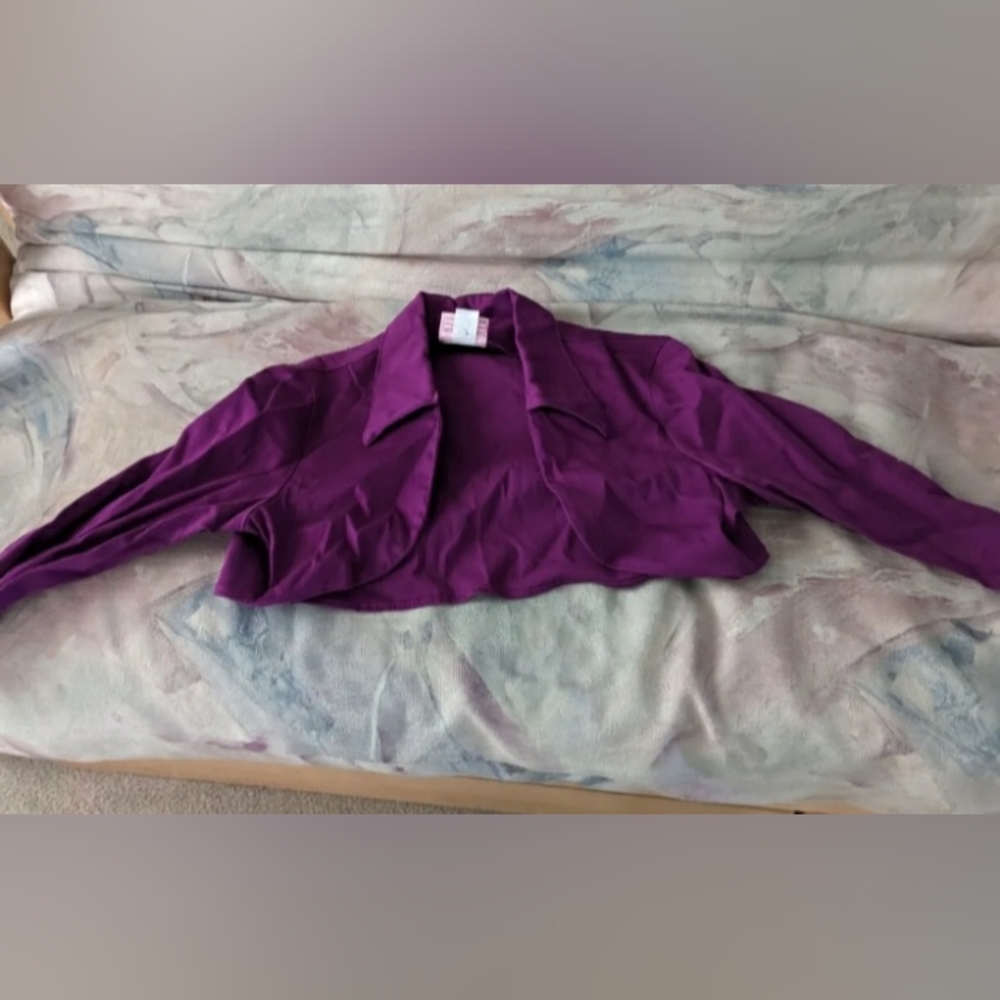 Pinup Couture Shrug size 2x